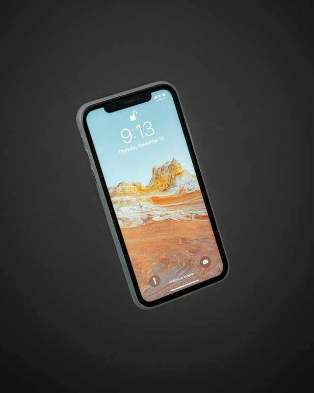 Démo — Téléphone compact à Divo